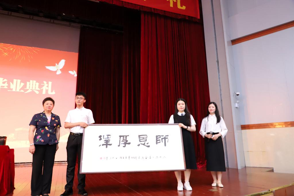 3E867E6392D9DF289DCF475C88C_C8596215_F88B.jpg?e=