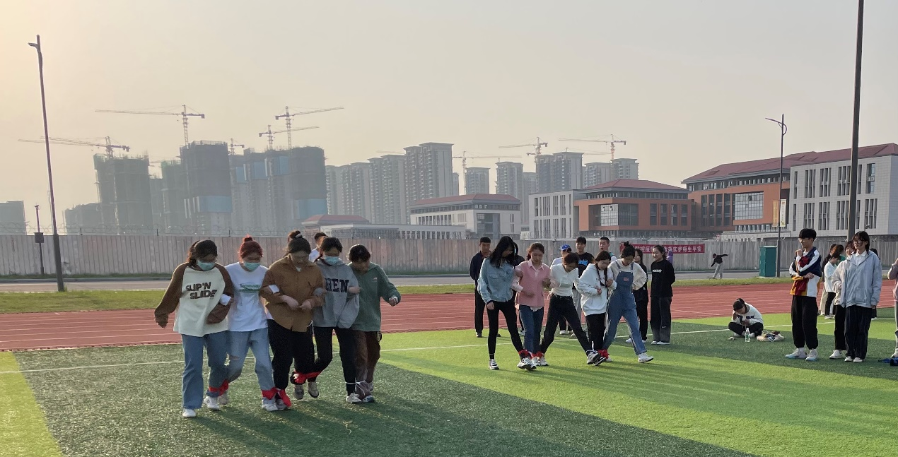 C71DA0F9F32C00F035AB6F11E3D_AEB4512A_F61B3