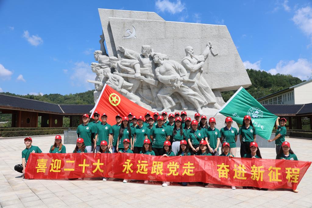 CE7B1A979BABC4E73C637983AFD_00CA70F0_1EDA3