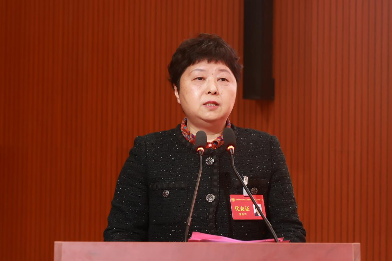 74FA88F4EFE92A1558919173DF5_8E64E6C9_7E299