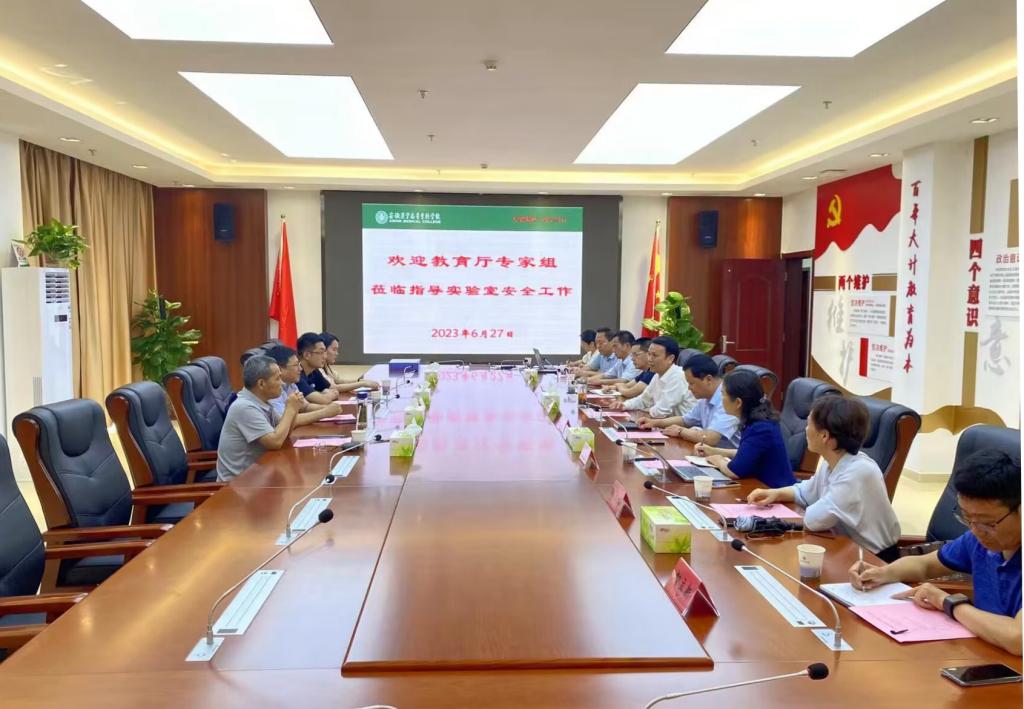 A863819C8CED3F29FD262E99F2D_B397495F_17352