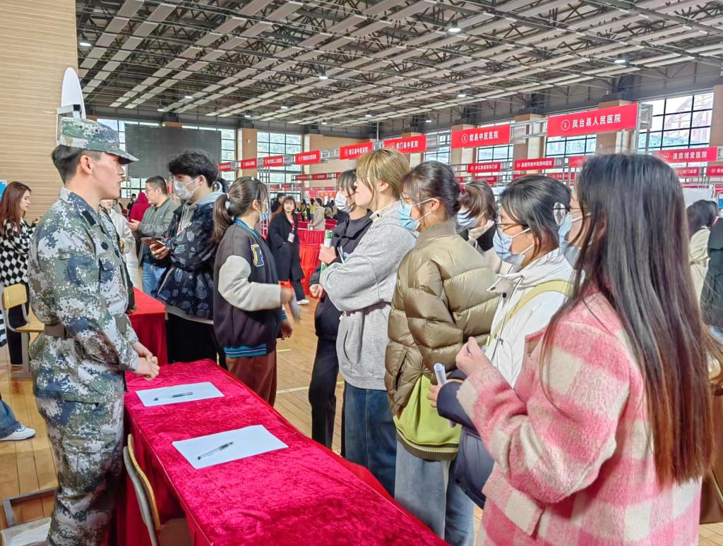 A848BBEEFD17A45F14C9A92E565_54D201E7_2ABB7