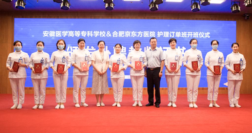 3BB4E6CF4F771E100987FFFC1F7_962E6571_1584C.jpg?e=