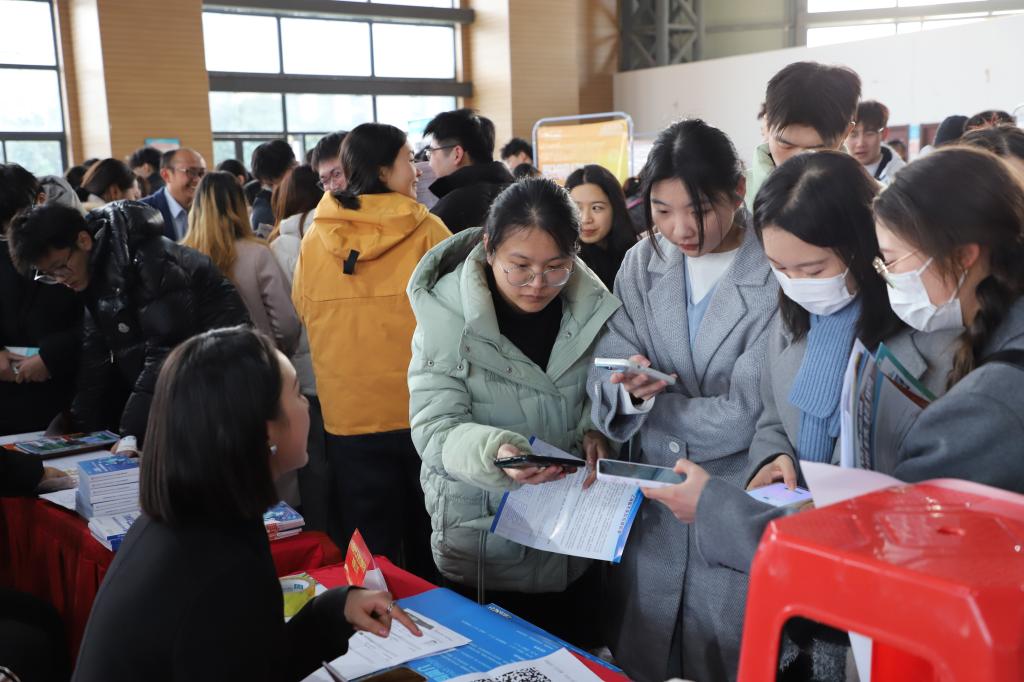 E6DB39DDD0132107A7F65782BD4_B3072E32_164BA