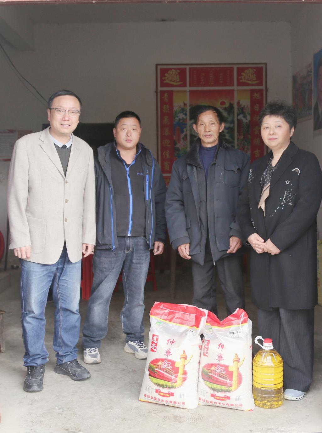 CCC6CE97106F2B5C9709BB66853_9FBE0CF5_1F180