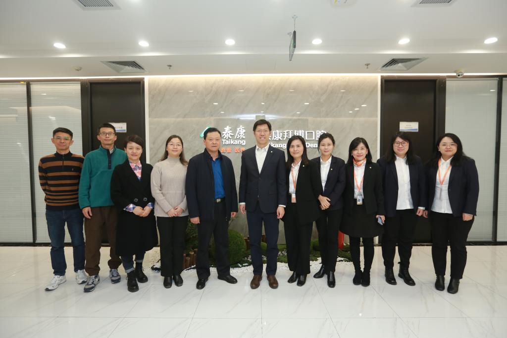 4962F4F0A273660D24F3335FFA1_7DBAD1CE_12544