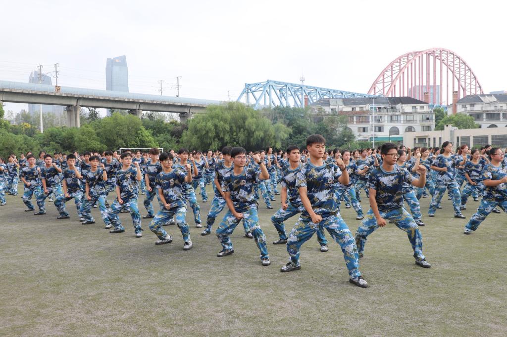 478C2C310E6A29B990844B4B536_563EE2C0_21122